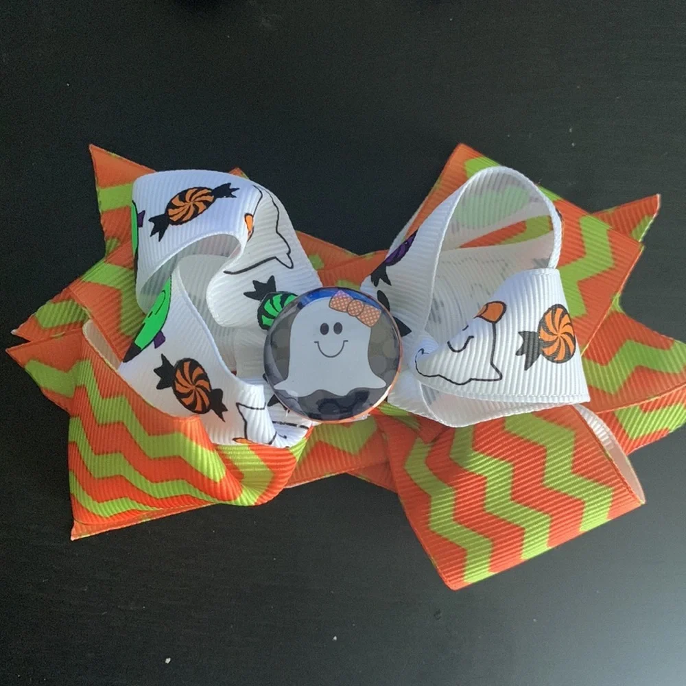 Halloween bows set‎ of 2 .